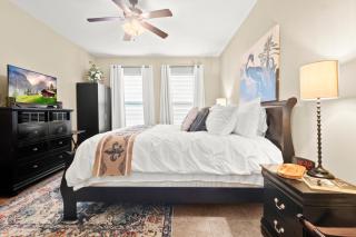 Petfriendlymid-term Stays2king Beds&desk - Lake Charles - 7