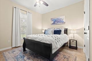 Petfriendlymid-term Stays2king Beds&desk - Lake Charles - 9