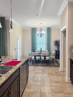 Luxurious Mid-term Retreat 2kingbeds - Lake Charles - 3
