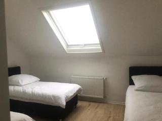 ENSAS Ferienwohnung Wuppertal Uellendahl-Katernberg 2Zi Apart - Wuppertal - 5