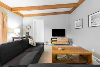 High Garden by Simple Life Rentals - 5