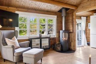 Authentic Log House Near Beach - Marielyst - 8