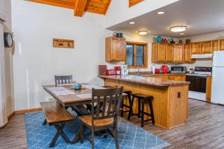 Cabin in the Woods by Simple Life Rentals - 7