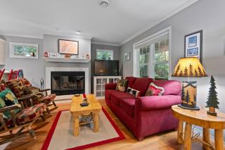 Blue Bear Cottage at Simple Life Rentals - Fish Creek - 3