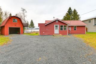 Waterfront Oasis Family Retreat on Long Lake! - 9