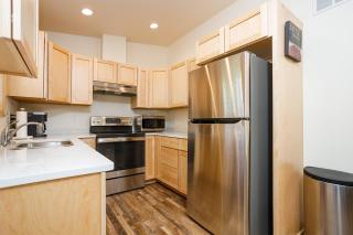 Europe Lake Chateau by Simple Life Rentals - Ellison Bay - 9