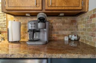 Perfect 3BR Retreat Near Downtown and Lake Acworth - Acworth - 1