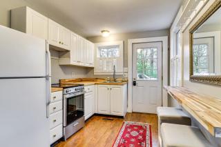 Ski, Hike and Fish Dog-Friendly Gem in Conway - 4