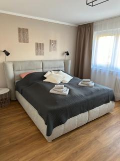 Familienfreundliche FEWO in bester Lage - Ofemburgo - 3