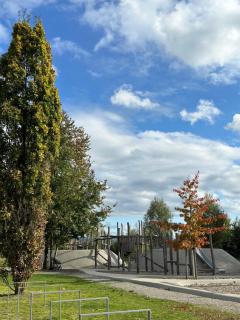 Familienfreundliche FEWO in bester Lage - Ofemburgo - 2