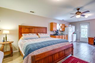 2 Mi to 7f Lodge and Events Rural Retreat! - College Station - 0