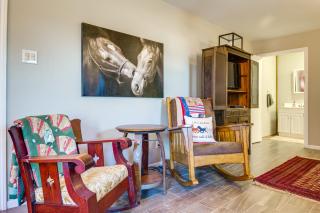 2 Mi to 7f Lodge and Events Rural Retreat! - College Station - 3