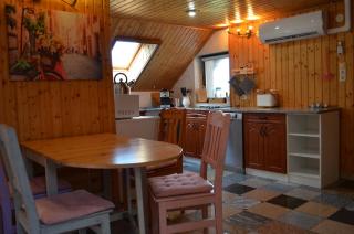 Erdőterasz Vendégház - Erdei Apartman - Kehidakustány - 5