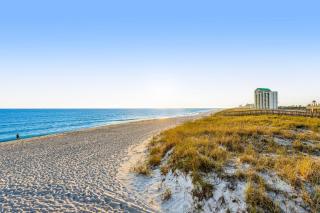 Gulf Island 733 - Navarre - 1