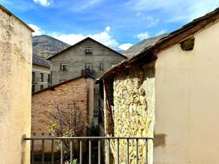 Apartament cèntric amb terrassa i balcó by RURAL D'ÀNEU - Esterri d'Àneu - 2
