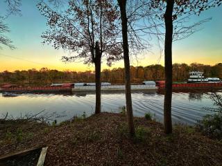 Riverfront Retreat in Columbus - Columbus - 9