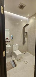 شقة خاصه مفروشه غرفتين وصاله ومطبخ - 4