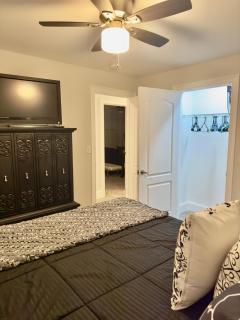 Beautiful Private 4-bedroom home on 2 acres - 2