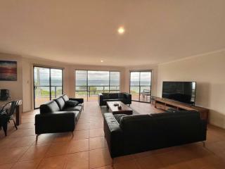Sandcastle - A Esplanade Place, Stunning Views - Kingscote - 3