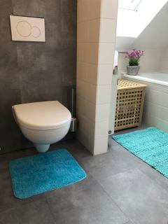 Freundliches City-Apartment mit Balkon & Skyline-Blick - Easy Stay Wuppertal - Wuppertal - 4