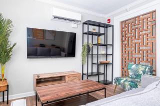 Sojourn 2 BR Beach Side Bliss Tide Suite - 1