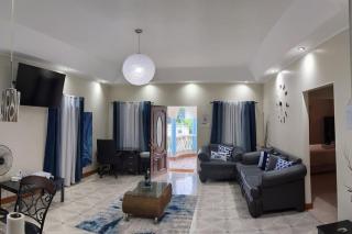 St Thomas Oasis - Lyssons - 2