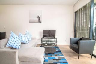 2-Level Apt with 3 Beds 3 Baths & Free Parking in Waterloo - Sídney - 8