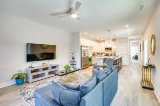 2 Mi to Duke University Townhome in Durham! - Durham - 6