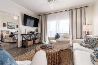 Miramar Beach - steps from private beach access! - Destin - 2
