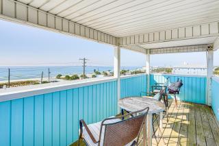Walk to Beach Condo with Balcony in PCB! - Panama City Beach - 8