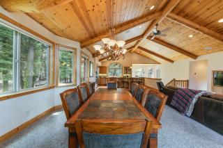 Eagle Rock By Tahoe Getaways - 4BR West Shore w Hot Tub & Close to Hiking! - Homewood - 3
