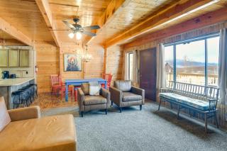 Island Park Cabin with Deck about 22 Mi to Yellowstone! - Island Park - 7