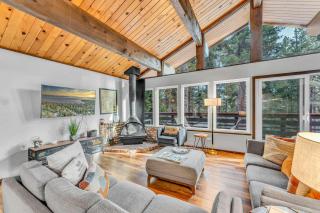 Carnelian Bay Retreat with Deck & Bonus Room - Carnelian Bay - 3
