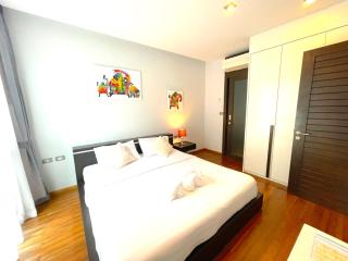 Emerald Terrace Condo 42-The Award 1 Bed Pool Gem by PSR - Patong - 3