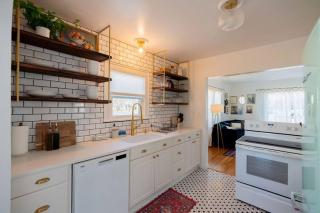 University Home Close to Nob Hill - 3