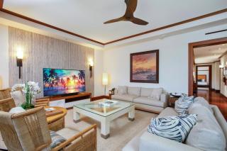 KBM Resorts FREE CAR Hale Mala At Montage Kapalua Bay Oceanfront Luxury Retreat at Montage3-Bedroom Condo with Daily Housekeeping Spa - 1