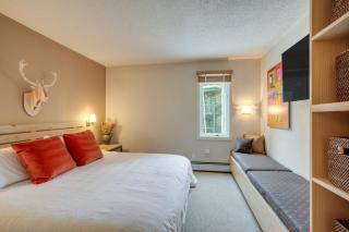 Half-Mile to Peak 8 Breck Apt with Hot Tub Access - 3