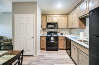 Close to Lakes and Museums Bonham Vacation Rental - 3