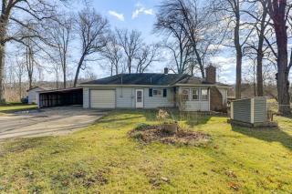 Secluded Home with Lake View in Delton! - 8