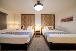 Hansen Inn & Cabins - Wall - 5