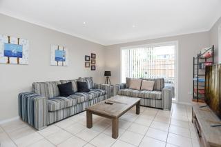 Aquarius Townhouse - Hawks Nest - 5