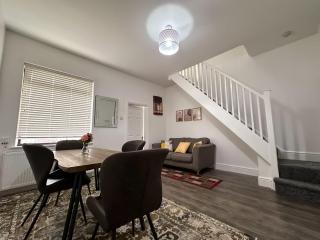 Fulfill Apartments - Worsley - 6