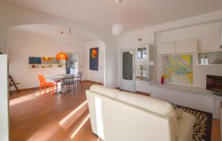 Beautiful Apartment In San Feliciano - San Feliciano - 1