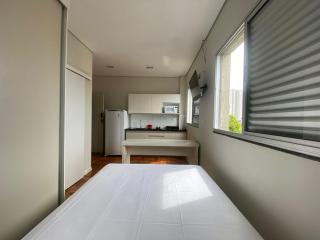 Prado Premium Lofts e Kitnets com Ar-Condicionado e TV Smart - 9
