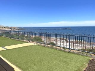 Beach Front Break - Port Victoria - 6