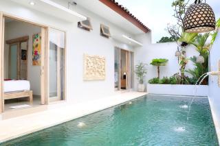 Bale Village Villa By Kasta Hospitality - Canggu - 0