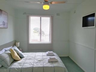 Seaside Retreat - Pine Point - 8