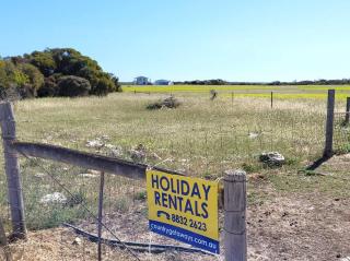 Sturt Bay Retreat - - 6