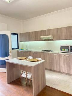 Elegante Departamento a 5 minutos del centro - Loja - 6