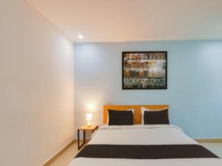 Super Townhouse QUALIA PRIME HOTEL NEAR NEXUS MALL - Haiderabad - 6